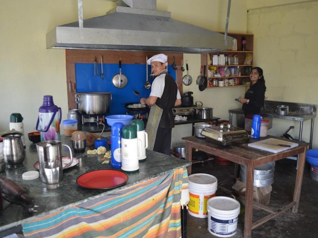 Mystique Highland Resort Pokhara Extérieur photo