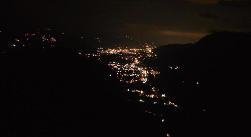 Mystique Highland Resort Pokhara Extérieur photo